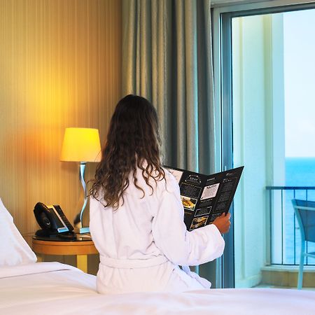 Riviera Hotel And Beach Lounge, Beirut Eksteriør bilde