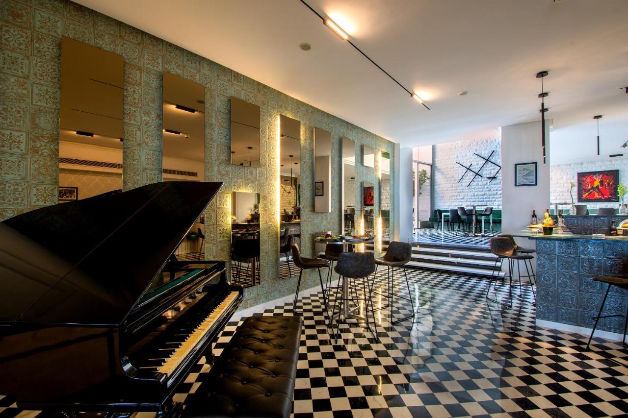 Riviera Hotel And Beach Lounge, Beirut Eksteriør bilde
