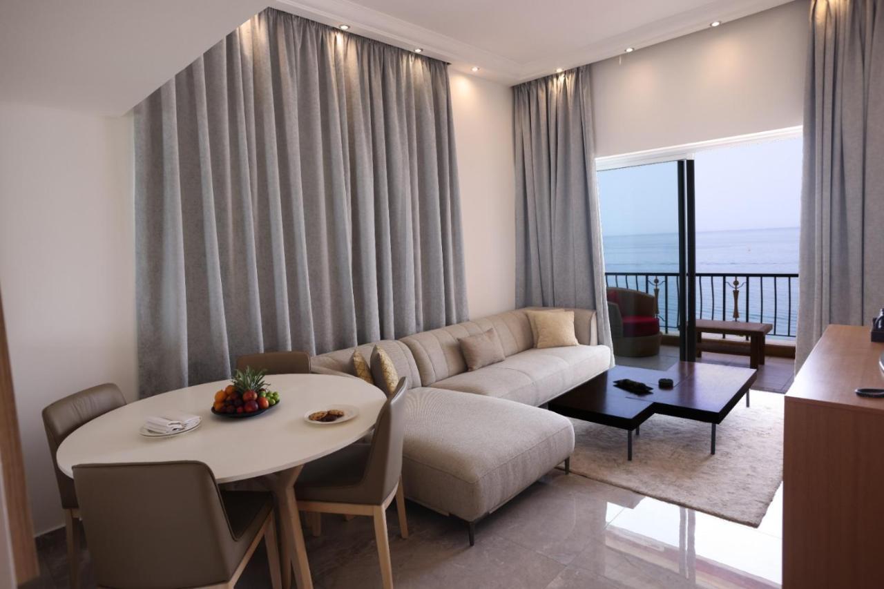 Riviera Hotel And Beach Lounge, Beirut Eksteriør bilde
